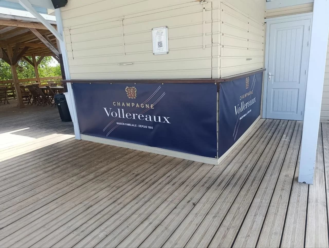Banderole publicitaire personnalisee realisee par Artawak en Martinique